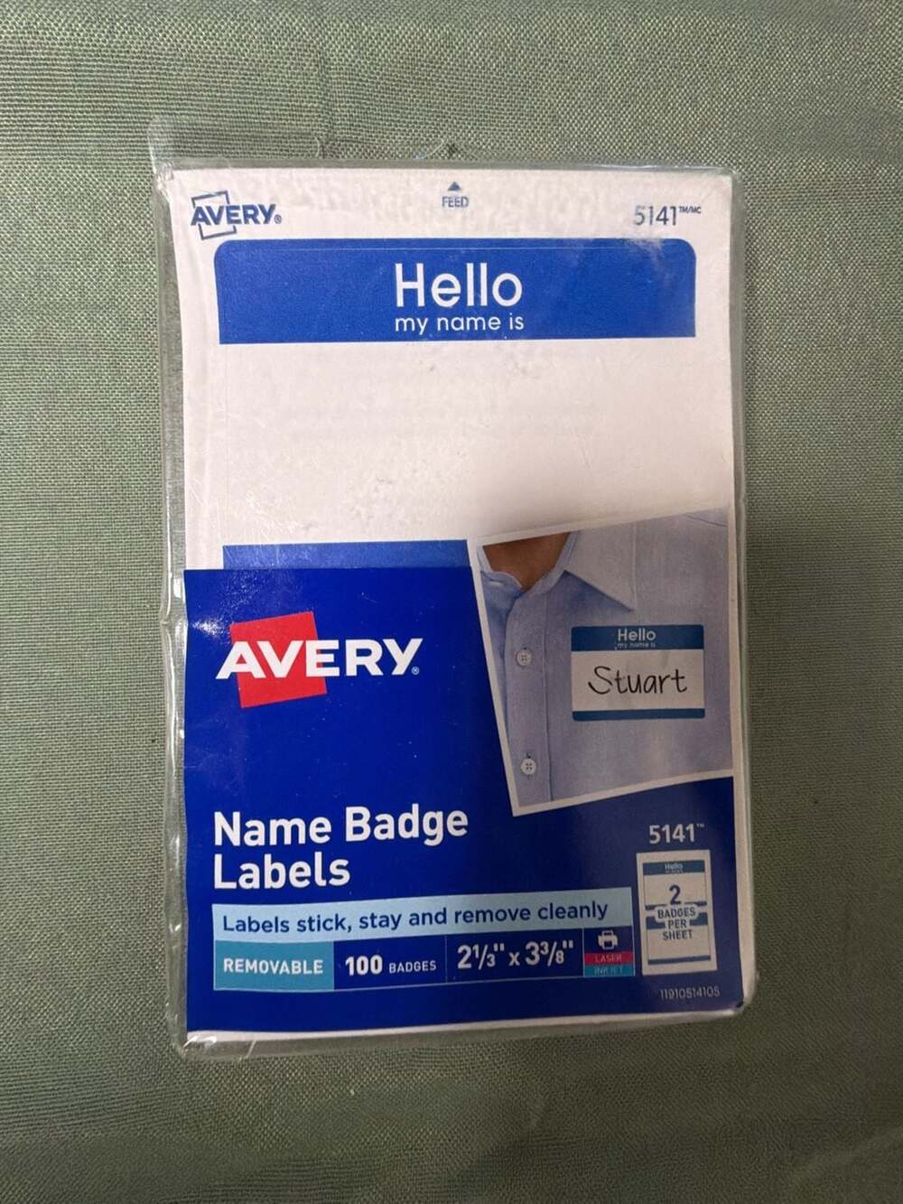 Avery Name Badge Labels, 2-1/3" x 3-3/8", 100 Badges (5141)